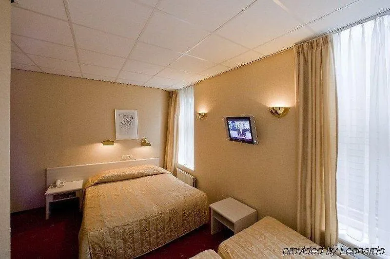 Ozo Hotels Cordial Amsterdam 3*,